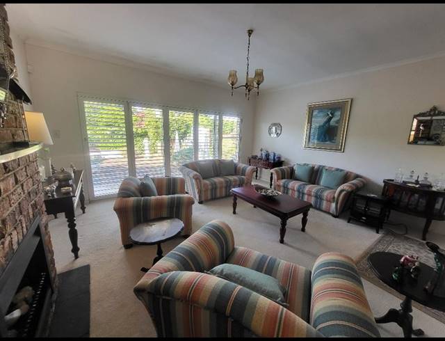 3 BEDROOM TOWNHOUSE FOR SALE IN SUNRIDGE PARK